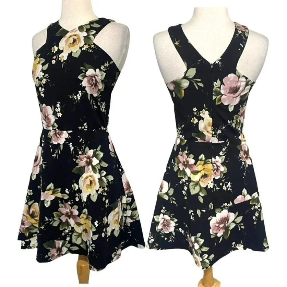 Love...Ady Skater Dress Medium Black Floral Halter‎ Neck Layered Hem NEW